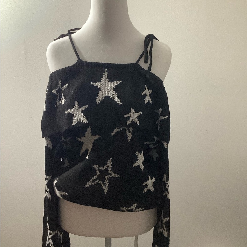 Black Star Patterned Women's Top